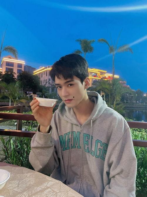 王大发爆料龚俊视频,揭秘明星幕后故事  第2张